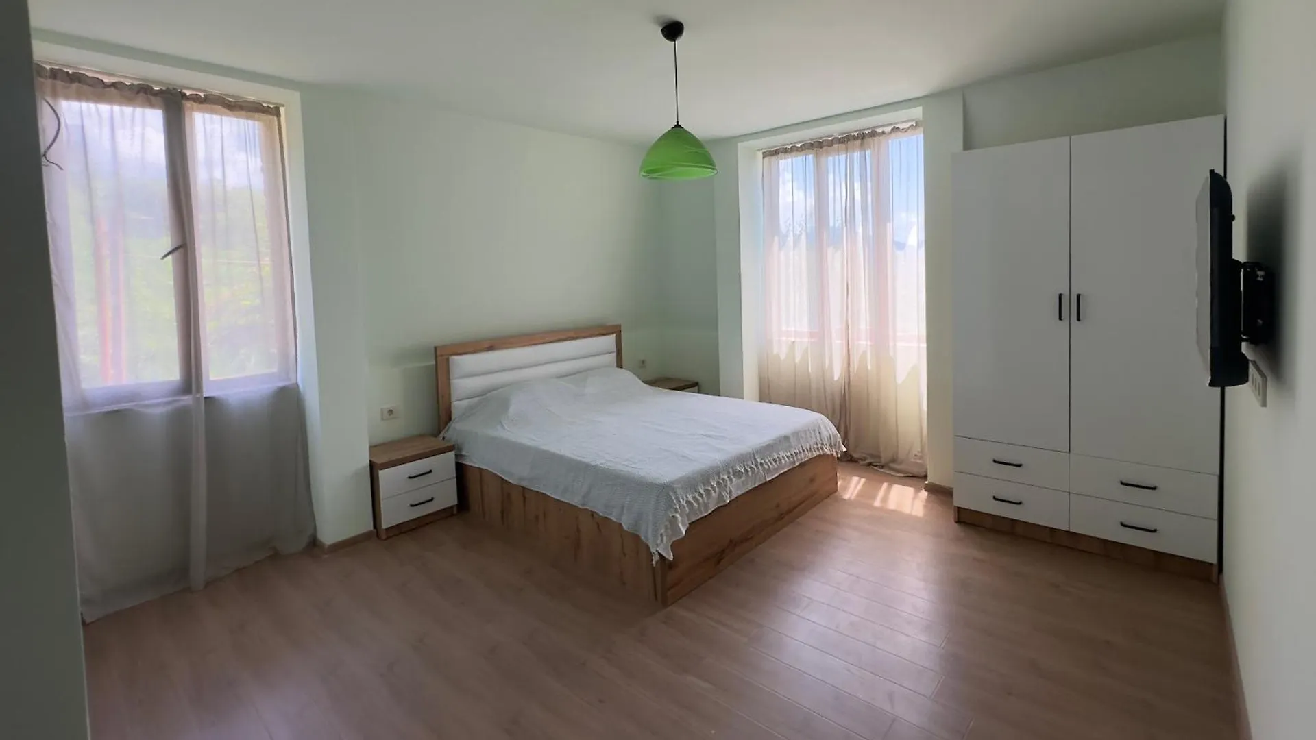 Guest house Camphor House Hotel Batumi Georgia