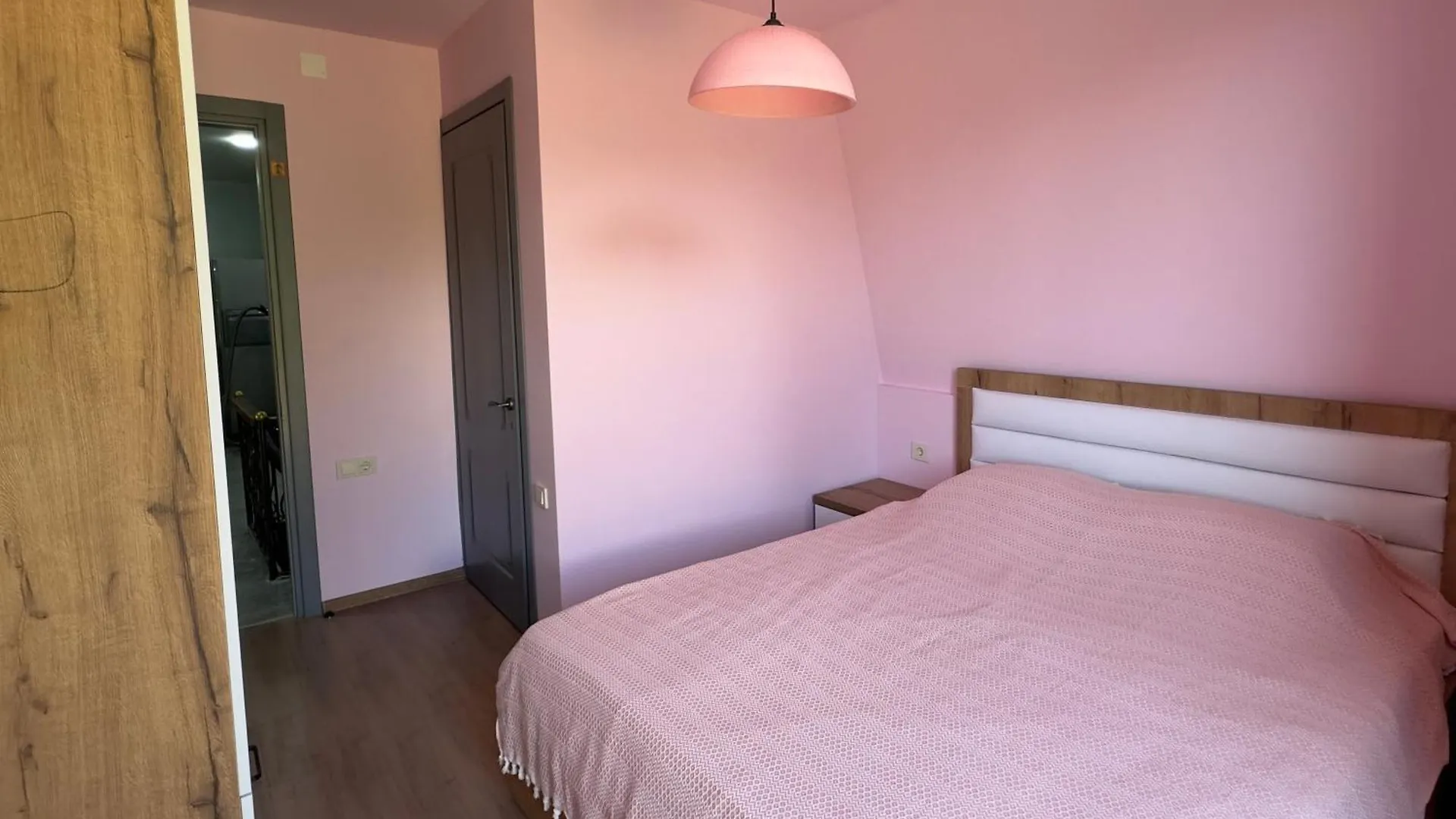 Guest house Camphor House Hotel Batumi