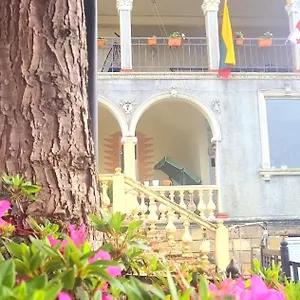 Old House Korolistavi Гостевой дом